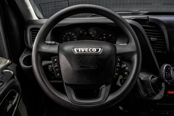 Iveco Daily 50C18 | Glasresteel | Automaat | 180 PK | Camera | Navigatie | Cruise | Airco | Tachograaf | Euro 6
