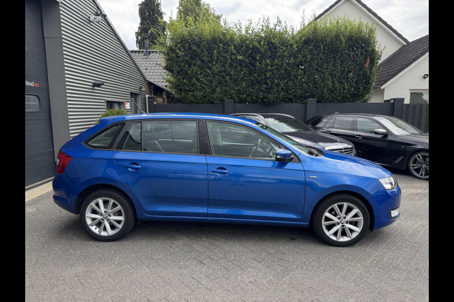 Škoda Rapid Spaceback 1.2 TSI Greentech Drive | Navigatie | Trekhaak | Parkeersensoren | Lichtmetalen Velgen |