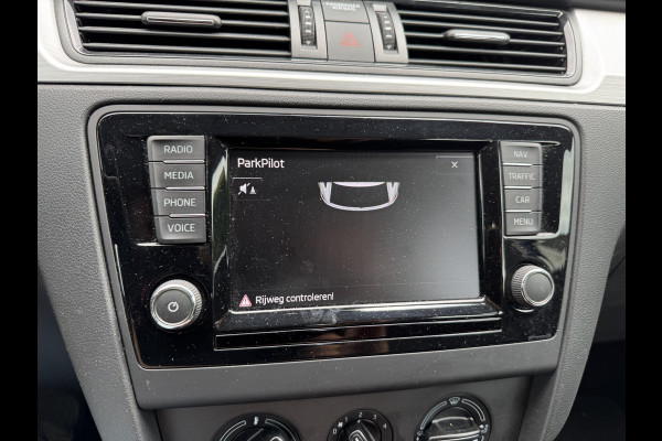 Škoda Rapid Spaceback 1.2 TSI Greentech Drive | Navigatie | Trekhaak | Parkeersensoren | Lichtmetalen Velgen |