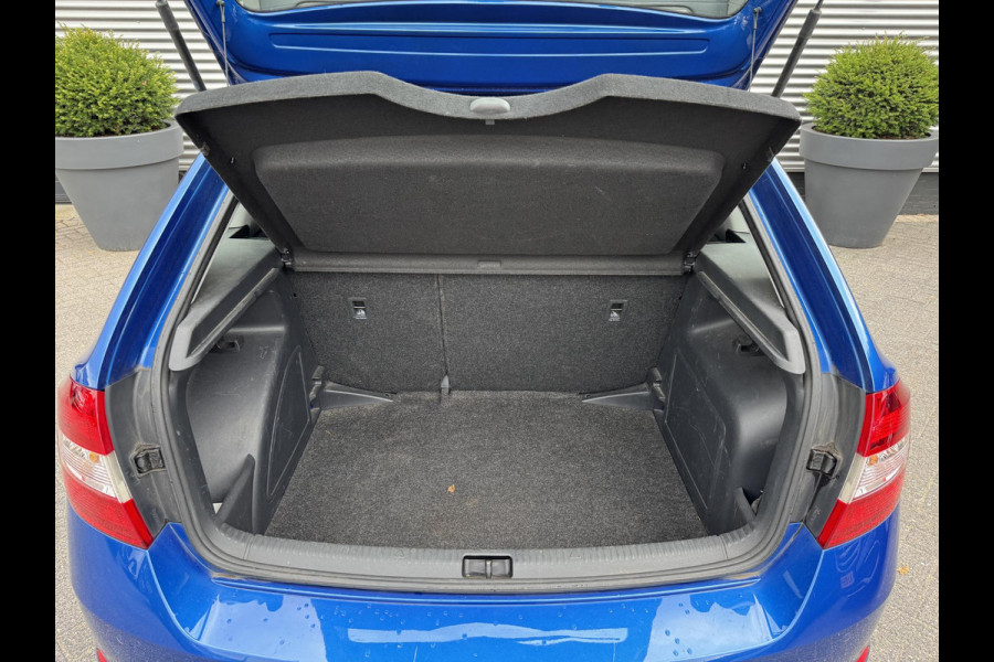 Škoda Rapid Spaceback 1.2 TSI Greentech Drive | Navigatie | Trekhaak | Parkeersensoren | Lichtmetalen Velgen |