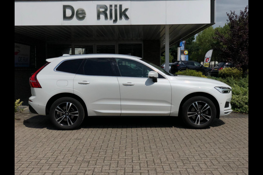 Volvo XC60 2.0 T6 AWD Momentum | Pano, Luchtvering, 360 Camera, Stoelverw., Carplay/Android, Virt. Cockp. | 1e Eigenaar |