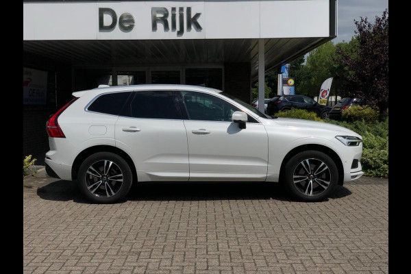 Volvo XC60 2.0 T6 AWD Momentum | Pano, Luchtvering, 360 Camera, Stoelverw., Carplay/Android, Virt. Cockp. | 1e Eigenaar |