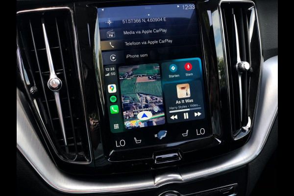 Volvo XC60 2.0 T6 AWD Momentum | Pano, Luchtvering, 360 Camera, Stoelverw., Carplay/Android, Virt. Cockp. | 1e Eigenaar |