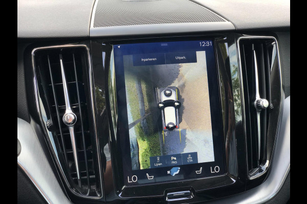 Volvo XC60 2.0 T6 AWD Momentum | Pano, Luchtvering, 360 Camera, Stoelverw., Carplay/Android, Virt. Cockp. | 1e Eigenaar |