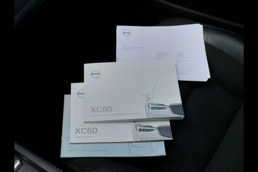 Volvo XC60 2.0 T6 AWD Momentum | Pano, Luchtvering, 360 Camera, Stoelverw., Carplay/Android, Virt. Cockp. | 1e Eigenaar |