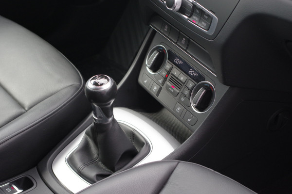 Audi Q3 1.4 TFSI Sport S-Line 125 PK Edition, Stoelverwarming, Leder, LED, Climate Control