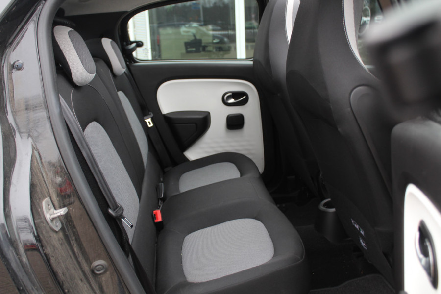 Renault Twingo 1.0 SCe Dynamique / Parkeersensor achter / Bluetooth / DAB / Airco / Radio / MF Stuurwiel