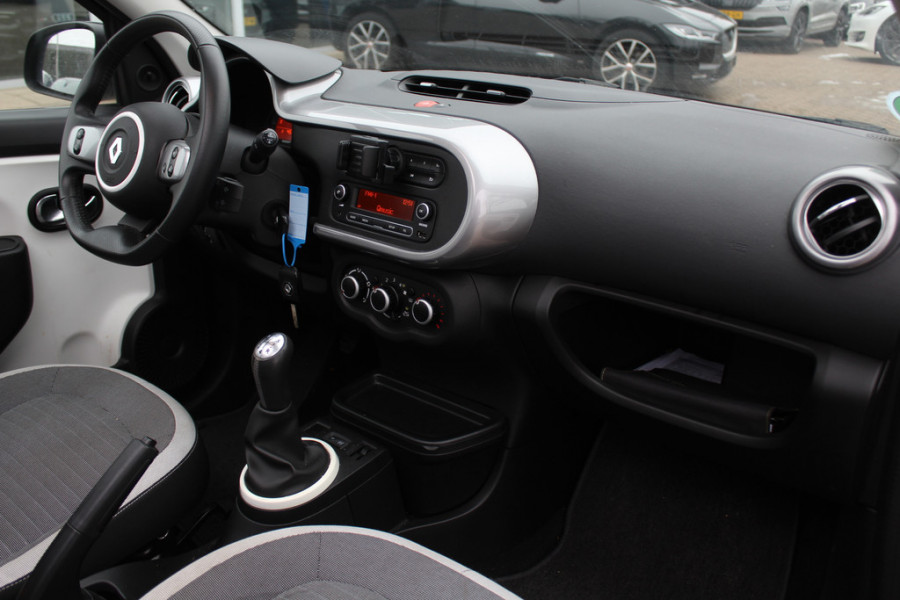 Renault Twingo 1.0 SCe Dynamique / Parkeersensor achter / Bluetooth / DAB / Airco / Radio / MF Stuurwiel