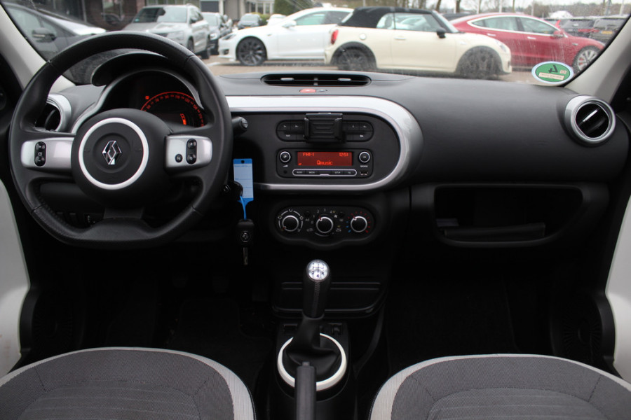 Renault Twingo 1.0 SCe Dynamique / Parkeersensor achter / Bluetooth / DAB / Airco / Radio / MF Stuurwiel