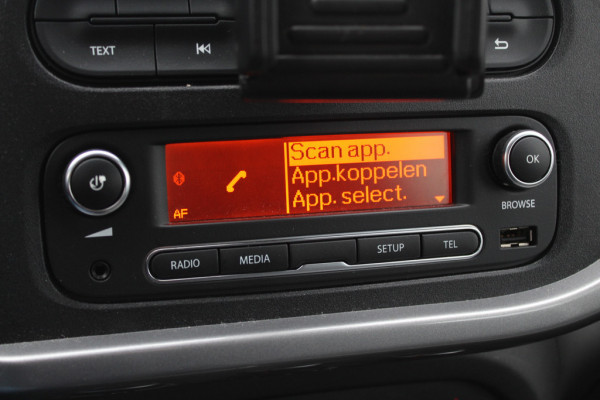 Renault Twingo 1.0 SCe Dynamique / Parkeersensor achter / Bluetooth / DAB / Airco / Radio / MF Stuurwiel