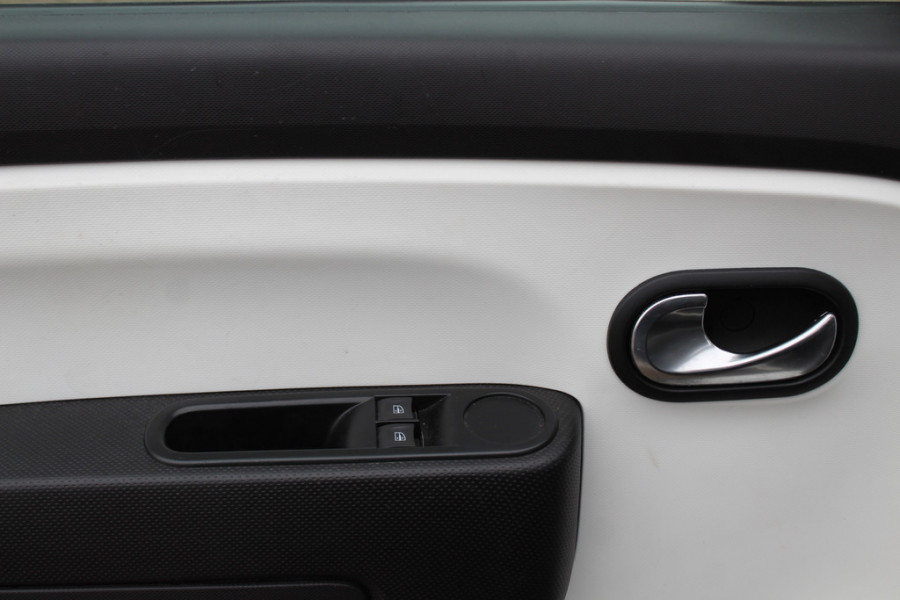 Renault Twingo 1.0 SCe Dynamique / Parkeersensor achter / Bluetooth / DAB / Airco / Radio / MF Stuurwiel
