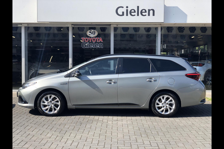 Toyota Auris Touring Sports 1.8 Hybrid Black Edition Go | Trekhaak, Parkeersensoren, Navigatie, Keyless, Safety Sense, Camera