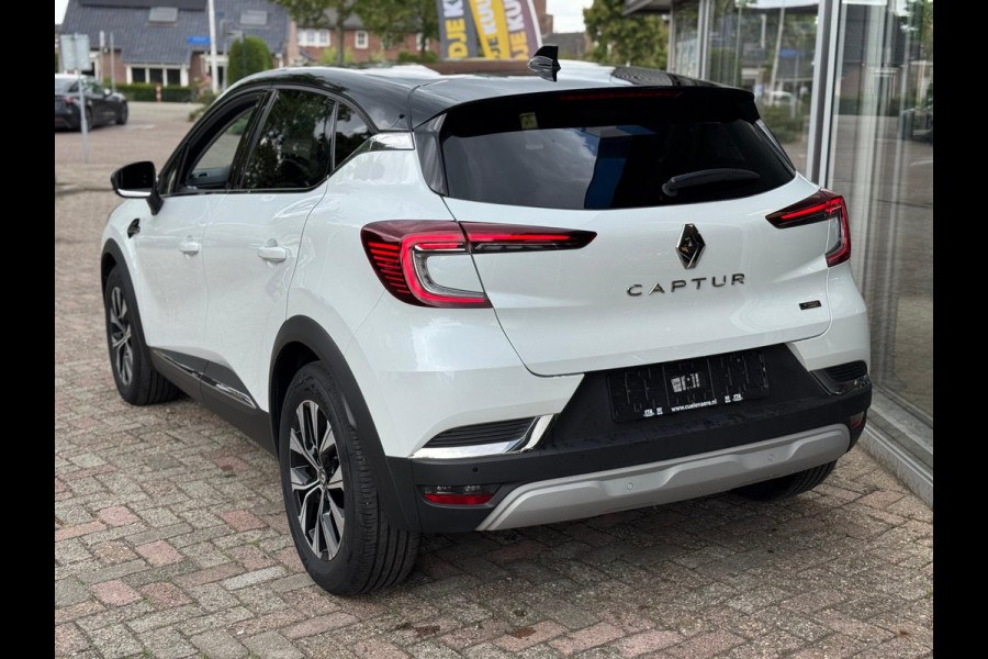 Renault Captur 1.6 E-Tech full hybrid 145 techno Groot navi / clima / Full LED / Lage km stand!