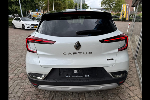 Renault Captur 1.6 E-Tech full hybrid 145 techno Groot navi / clima / Full LED / Lage km stand!