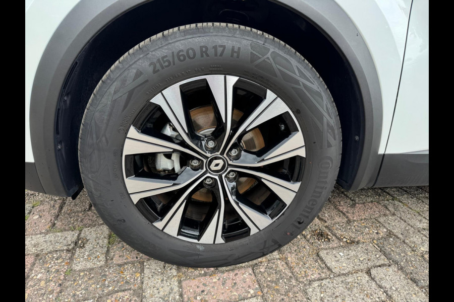 Renault Captur 1.6 E-Tech full hybrid 145 techno Groot navi / clima / Full LED / Lage km stand!