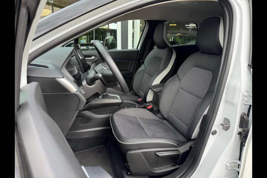 Renault Captur 1.6 E-Tech full hybrid 145 techno Groot navi / clima / Full LED / Lage km stand!