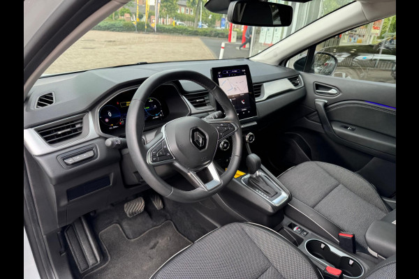 Renault Captur 1.6 E-Tech full hybrid 145 techno Groot navi / clima / Full LED / Lage km stand!