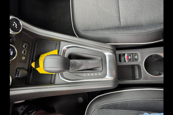 Renault Captur 1.6 E-Tech full hybrid 145 techno Groot navi / clima / Full LED / Lage km stand!
