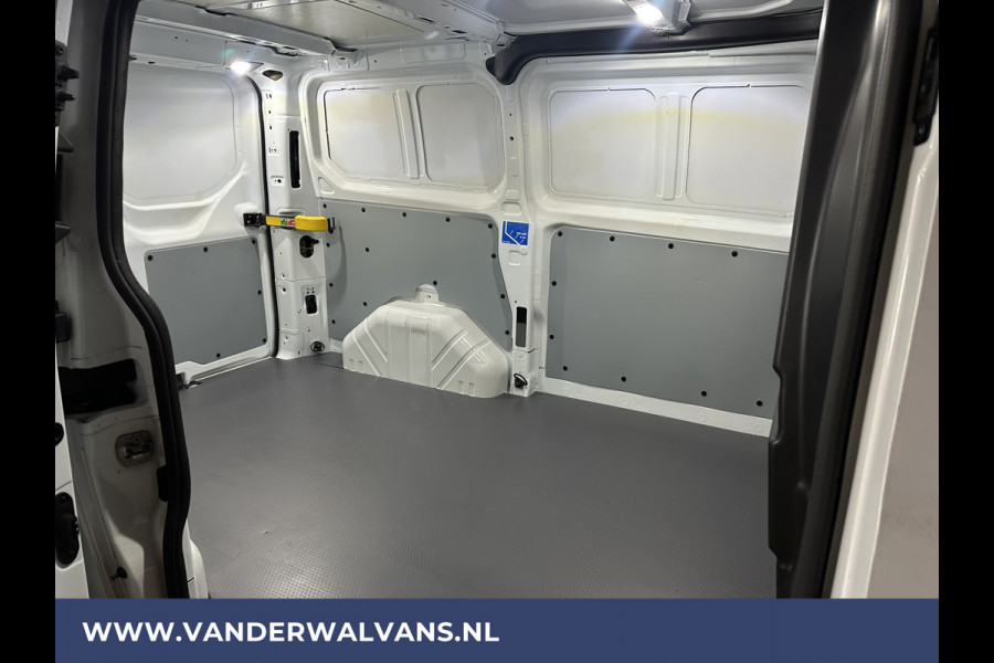Ford Transit Custom 2.0 TDCI L1H1 Euro6 Airco | Navigatie | Camera | LED | Cruisecontrol Stoelverwarming Parkeersensoren, Verwarmde voorruit, Bijrijdersbank, 2500kg trekvermogen