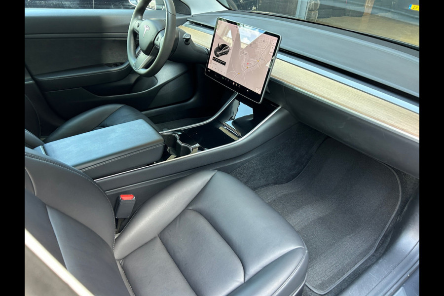 Tesla Model 3 Standard RWD Plus 60 kWh 87% SOH 1e Eigenaar NL-Auto
