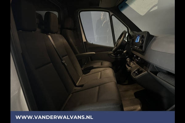Mercedes-Benz Sprinter 317 CDI 170pk L3H2 Euro6 Airco | Camera | Apple Carplay | Cruisecontrol | Stoelverwarming Android Auto, Parkeersensoren, Bijrijdersbank,
