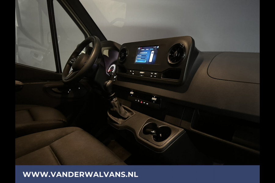 Mercedes-Benz Sprinter 317 CDI 170pk L3H2 Euro6 Airco | Camera | Apple Carplay | Cruisecontrol | Stoelverwarming Android Auto, Parkeersensoren, Bijrijdersbank,