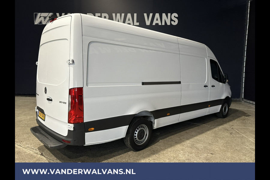 Mercedes-Benz Sprinter 317 CDI 170pk L3H2 Euro6 Airco | Camera | Apple Carplay | Cruisecontrol | Stoelverwarming Android Auto, Parkeersensoren, Bijrijdersbank,