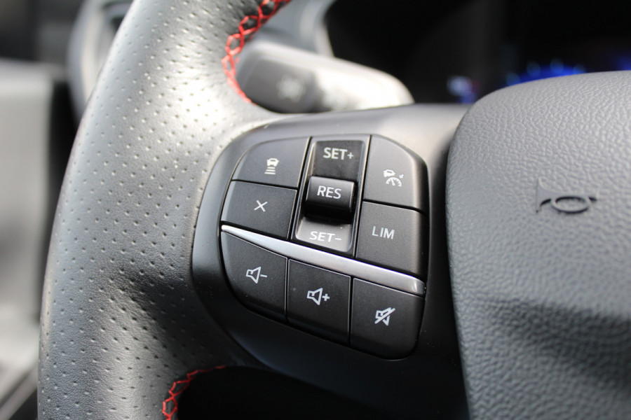Ford Kuga 1.5 EcoBoost 150PK ST-Line X | Head-up | Navigatie | BLIS | B&O | Adaptieve Cruise