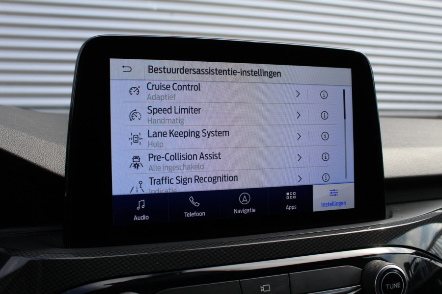 Ford Kuga 1.5 EcoBoost 150PK ST-Line X | Head-up | Navigatie | BLIS | B&O | Adaptieve Cruise