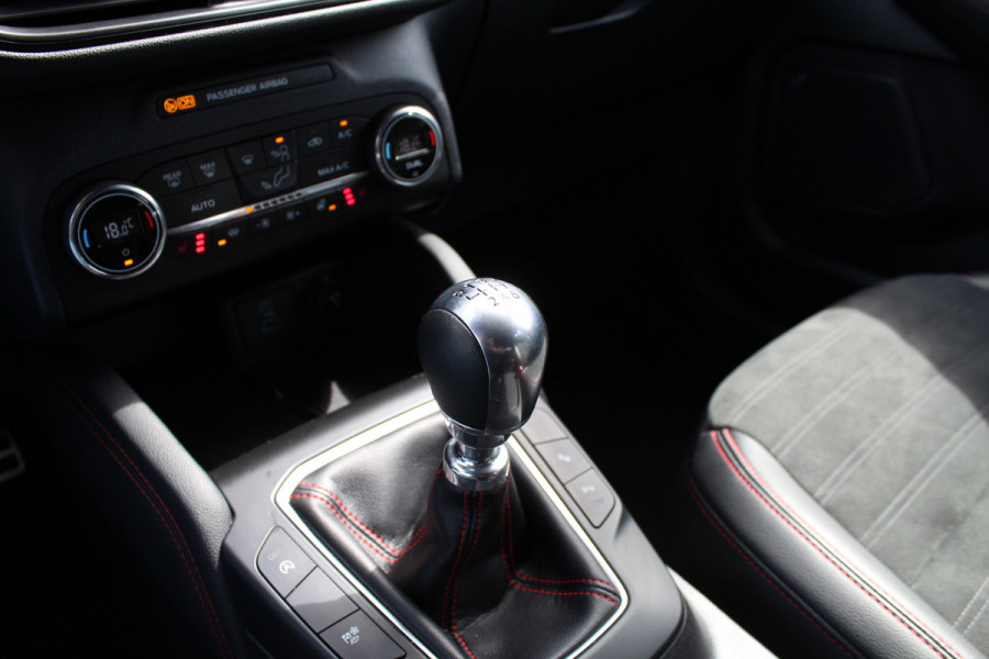 Ford Kuga 1.5 EcoBoost 150PK ST-Line X | Head-up | Navigatie | BLIS | B&O | Adaptieve Cruise