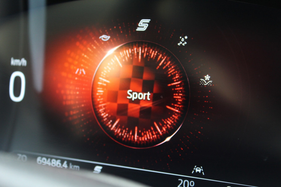 Ford Kuga 1.5 EcoBoost 150PK ST-Line X | Head-up | Navigatie | BLIS | B&O | Adaptieve Cruise
