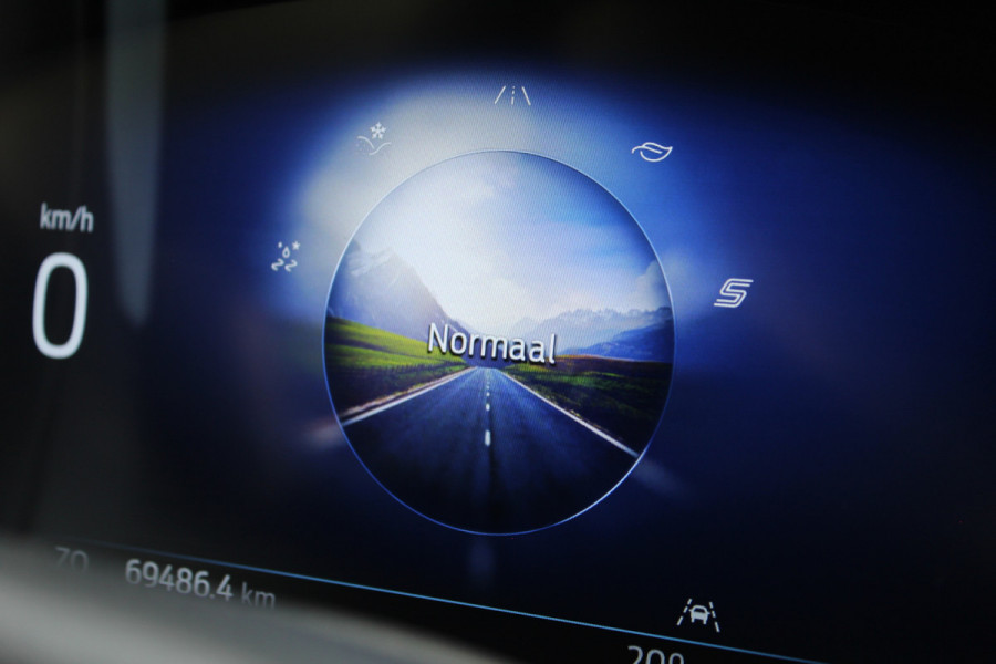 Ford Kuga 1.5 EcoBoost 150PK ST-Line X | Head-up | Navigatie | BLIS | B&O | Adaptieve Cruise