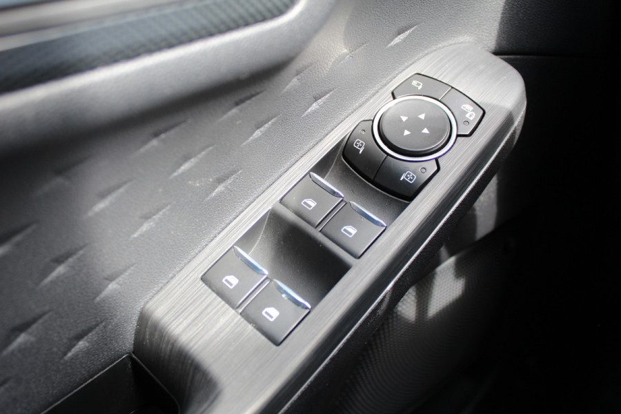 Ford Kuga 1.5 EcoBoost 150PK ST-Line X | Head-up | Navigatie | BLIS | B&O | Adaptieve Cruise