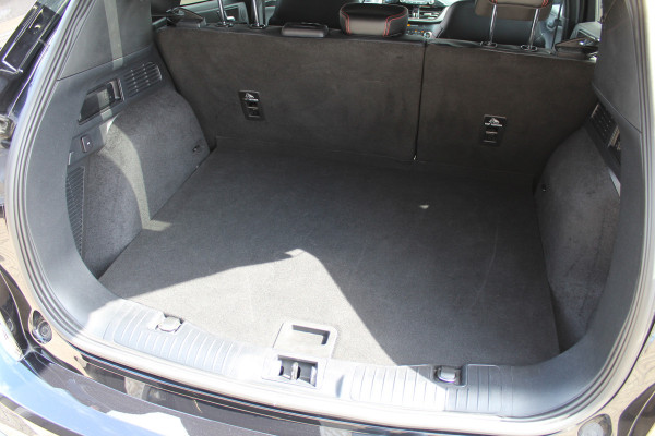 Ford Kuga 1.5 EcoBoost 150PK ST-Line X | Head-up | Navigatie | BLIS | B&O | Adaptieve Cruise