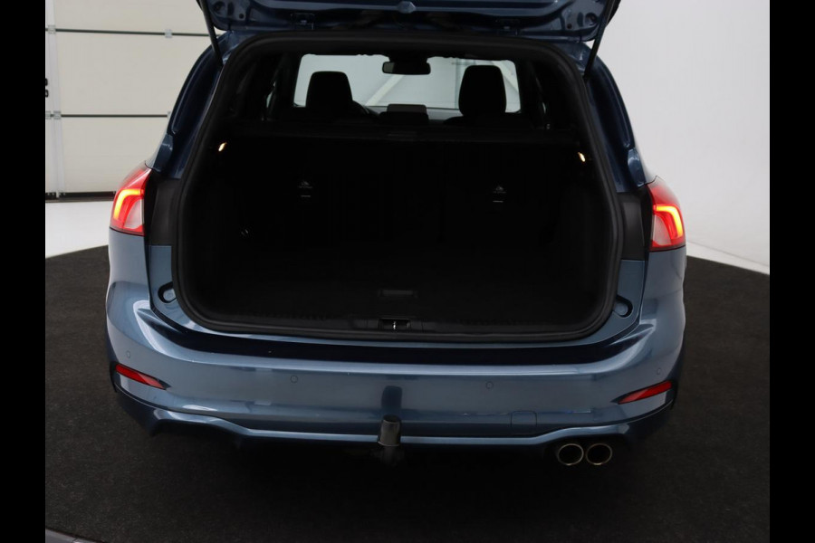 Ford Focus 1.0 EcoBoost ST Line | Trekhaak | Adaptief LED | Carplay | Climate control | Keyless | Navigatie | Parkeerhulp | Cruise control