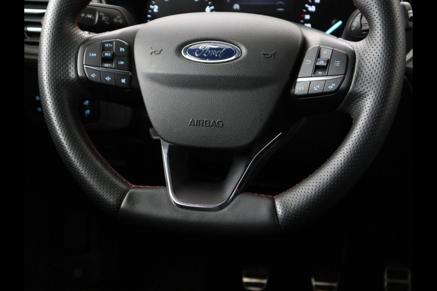 Ford Focus 1.0 EcoBoost ST Line | Trekhaak | Adaptief LED | Carplay | Climate control | Keyless | Navigatie | Parkeerhulp | Cruise control