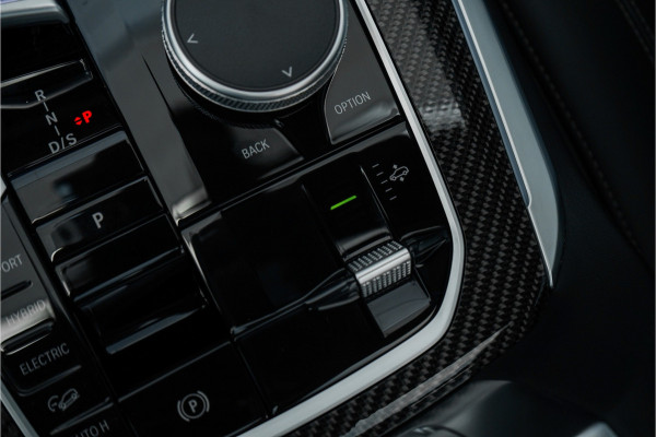BMW X5 xDrive50e Launch Ed M-Sport Pro Individual Pano NL Auto H/K 22"