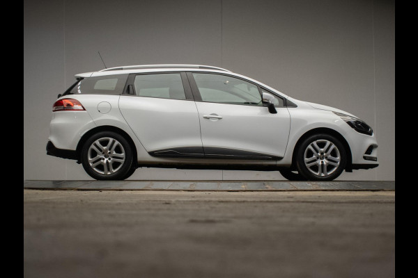 Renault Clio Estate 0.9 TCe Zen (NAVI,LED,CRUISE,CLIMATE,SPORTSTOELEN,GETINT,LM VELGEN,PDC,NETTESTAAT)
