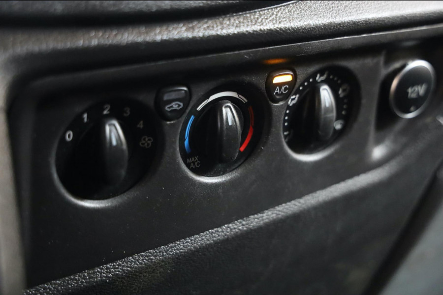 Ford Transit 330 2.0 TDCI L2/H2 CAMERA AIRCO CRUISE CONTROL NAVI TREKHAAK PDC 170PK ZWART LEASE V/A € 122,- p.m. INRUIL MOGELIJK