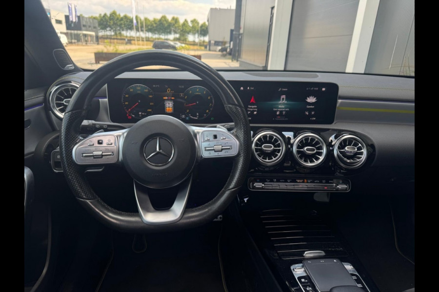 Mercedes-Benz A-Klasse 200 Edition AMG FULL PANO NAVI CAMERA CLIMATE SPORTVELGEN