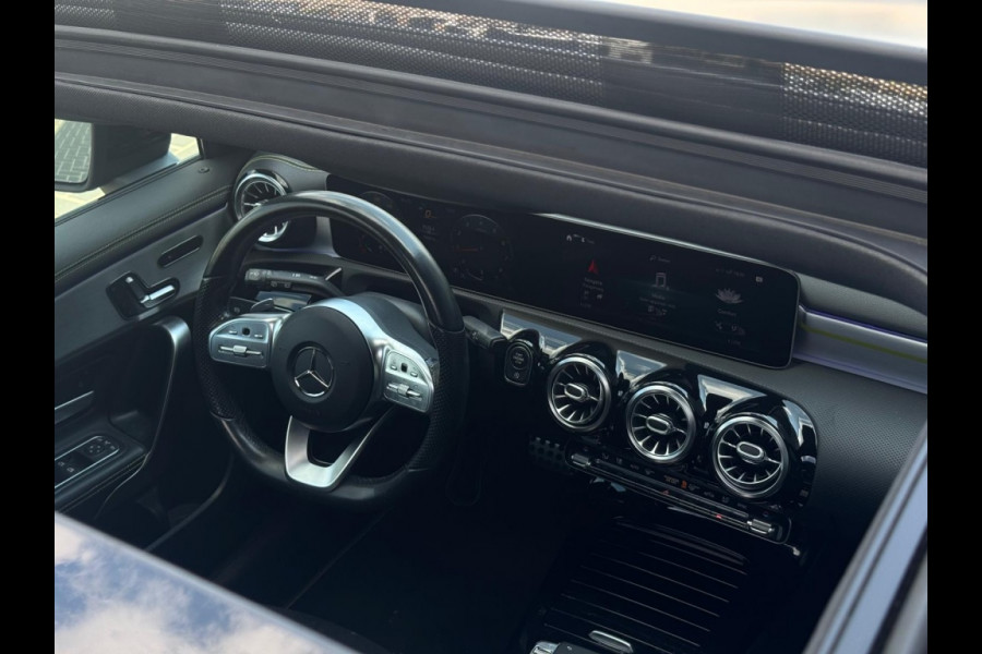Mercedes-Benz A-Klasse 200 Edition AMG FULL PANO NAVI CAMERA CLIMATE SPORTVELGEN