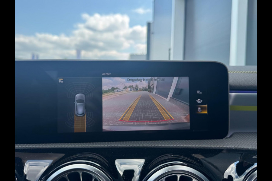 Mercedes-Benz A-Klasse 200 Edition AMG FULL PANO NAVI CAMERA CLIMATE SPORTVELGEN