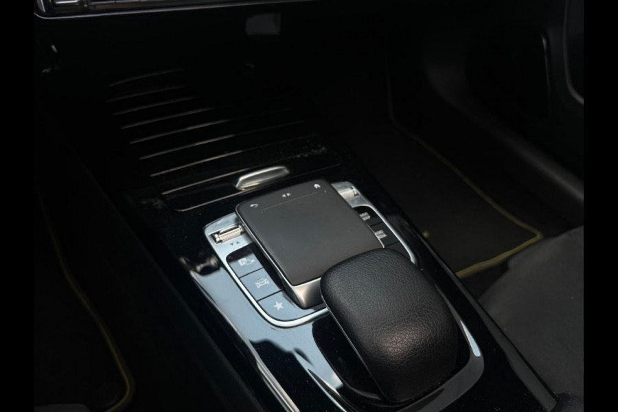 Mercedes-Benz A-Klasse 200 Edition AMG FULL PANO NAVI CAMERA CLIMATE SPORTVELGEN