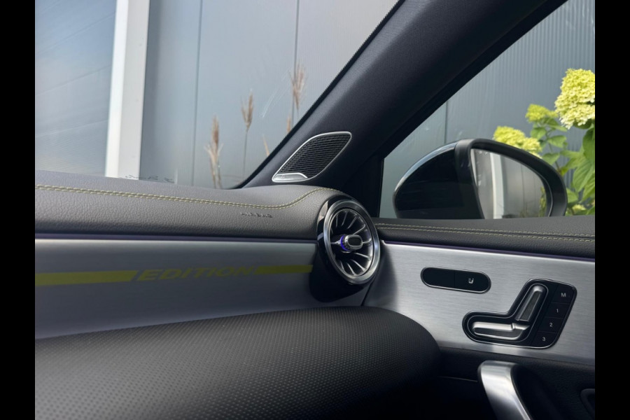 Mercedes-Benz A-Klasse 200 Edition AMG FULL PANO NAVI CAMERA CLIMATE SPORTVELGEN