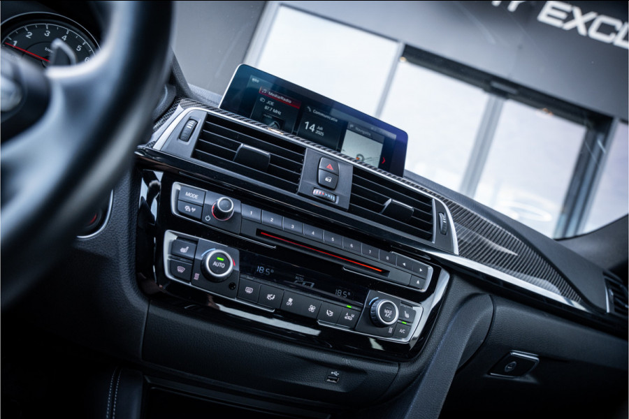 BMW M4 4-serie Coupé Competition - HUD l Memory l Carbon l Kuipstoelen l Dealer O.H