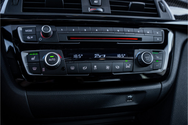 BMW M4 4-serie Coupé Competition - HUD l Memory l Carbon l Kuipstoelen l Dealer O.H