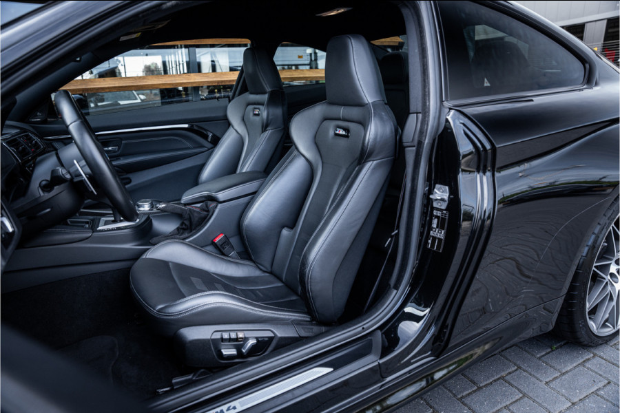 BMW M4 4-serie Coupé Competition - HUD l Memory l Carbon l Kuipstoelen l Dealer O.H