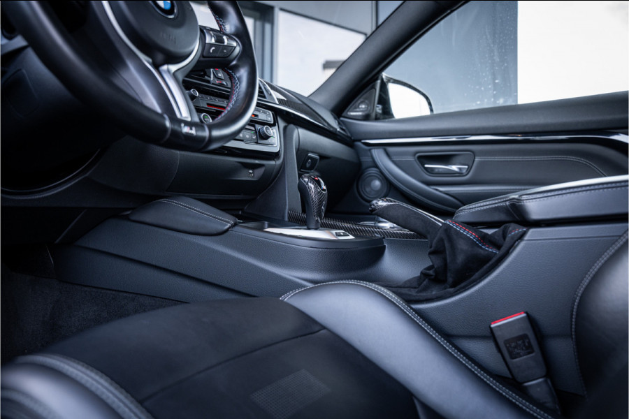 BMW M4 4-serie Coupé Competition - HUD l Memory l Carbon l Kuipstoelen l Dealer O.H