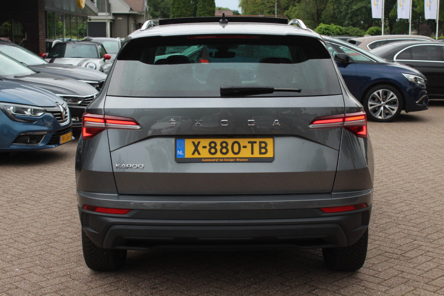 Škoda Karoq 1.5 TSI ACT Business Edition Plus / Trekhaak / Panoramadak / Navigatie / 17'' / Keyless / Virtual Cockpit / DAB / ACC / Full LED Koplampen