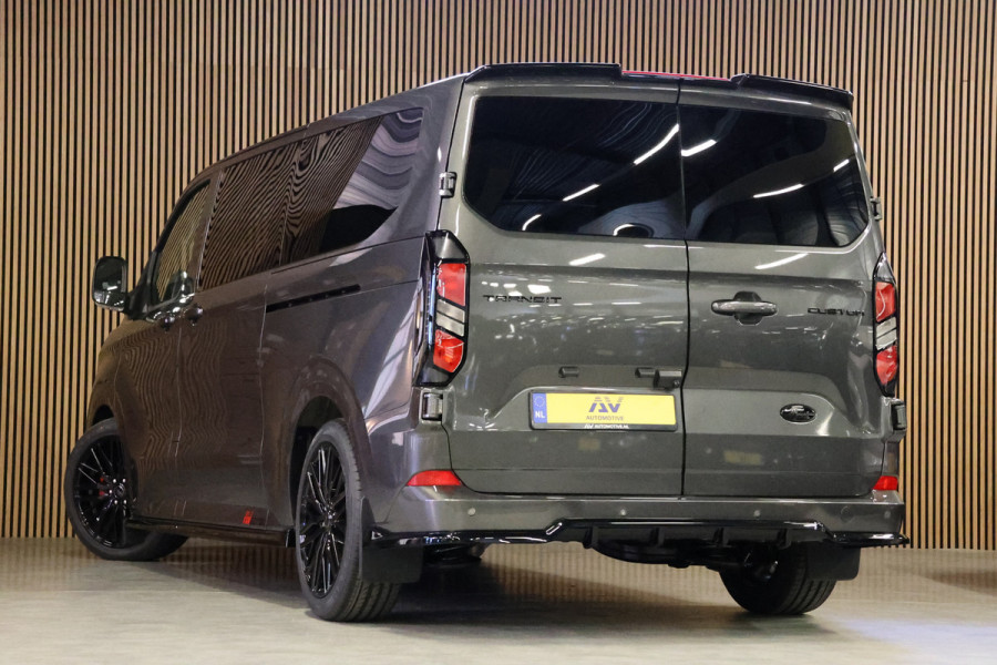 Ford Transit Custom 320 2.0 TDCI 150 PK L2H1 DC LIMITED | L+R Schuifdeur | Dubbel Cabine | ACC | Blind Spot | Navigatie | Camera | CarPlay | Lane As Raptor Edition | Trekhaak | Glaslook panelen | 6-Zitter | Verlengde fabrieksgarantie tot 09-2029